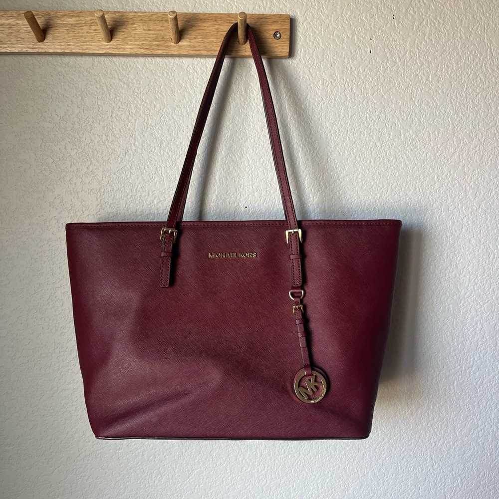 Michael Kors Jet Set Travel Large Saffiano Tote